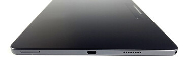 Prawo: Gniazdo SIM/microSD, USB-C 2.0, głośnik