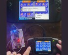 Mikrokontroler łączący konsolę GBA z konsolą Nintendo Switch 2, umożliwiający przenoszenie pokemonów między tymi dwoma urządzeniami