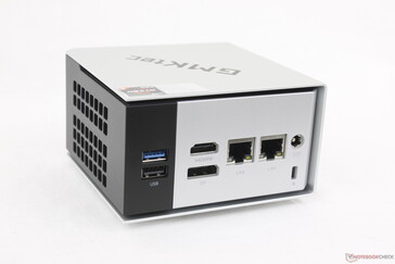 Tył: USB-A 3.2 (10 Gb/s), USB 2.0, HDMI 2.0, DisplayPort 1.4, 2x RJ-45 (2,5 Gb/s), zasilacz sieciowy, gniazdo blokady bezpieczeństwa