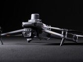 Mavic 3M zawiera pięć kamer i kilka zaawansowanych czujników. (Źródło obrazu: DJI)
