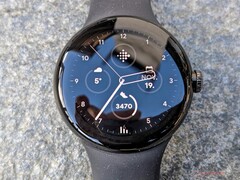 Pixel Watch stopniowo zyskuje nowe funkcje. (Źródło obrazu: NotebookCheck)