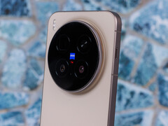 Vivo X300 Pro. (Źródło zdjęcia: Daniel Schmidt)