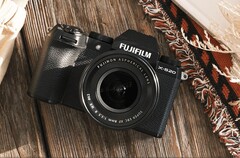 Fujifilm X-S20 to stopniowa aktualizacja średniej klasy aparatów Fujifilm z mocowaniem X i matrycą APS-C. (Źródło zdjęcia: Fujifilm)