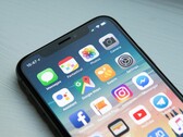 Apple poważnie ogranicza zakres funkcji aplikacji internetowych. (Zdjęcie: William Hook)