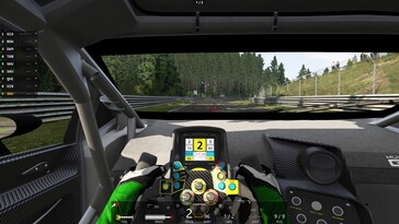 Na zdjęciu: zrzut ekranu z rozgrywki w grze „Assetto Corsa”.
