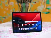 Recenzja tabletu Lenovo Tab M11: 11-calowy tablet z obsługą pióra do szkoły i multimediów