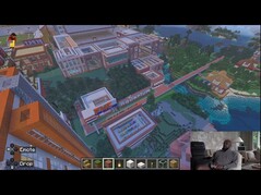 Przez ponad dwanaście lat projekt Minecrafta Mike’a Tomlina rozrósł się w rozległą metropolię pełną budynków mieszkalnych, obiektów sportowych, sklepów i terenów zielonych.