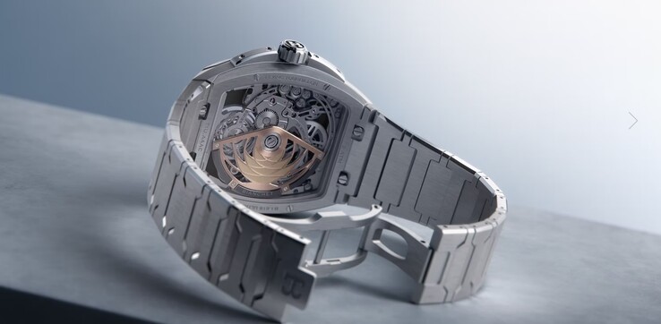 Widok z tyłu Bianchet B 1.618 UltraFino, podkreślający latający tourbillon i jego mechaniczne zawiłości (źródło zdjęcia: oficjalna strona internetowa Bianchet)