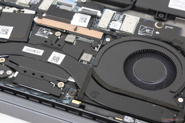 Dell obiecuje o 20 procent większy przepływ powietrza w porównaniu do modeli z 2024 r. Latitude 14