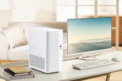 Obudowa typu mini tower Asus V500 jest dostępna w kolorze białym lub czarnym z drewnianymi akcentami.