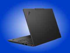 ThinkPad E14 8. generacji z procesorami Intel Wildcat jest tylko nieznacznie tańszy od modeli opartych na procesorach AMD Zen 5.