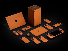 Skórka Dbrand Cosmic Orange jest dostępna dla szerokiej gamy urządzeń. (Źródło obrazu: Dbrand)