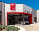 Przyszłe samochody Tesli będą miały chipy produkowane przez Samsung Foundry (źródło zdjęcia: Tesla)