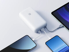 Nowy podstawowy powerbank Xiaomi o pojemności 20,000 mAh jest dostępny w kolorach czarnym i białym.