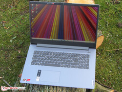 Lenovo IdeaPad 3 17ABA7 (82RQ003CGE). Jednostka recenzencka dostarczona przez: