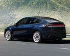 Model Y w kolorze Deep Blue Metallic
