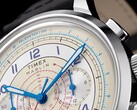 Zbliżenie na kremową tarczę chronografu Timex Marlin Neo Classic, wyposażoną w niebieskie wskazówki i cyfry arabskie, czerwone oznaczenia tachymetru oraz niebieską skalę telemetryczną na zewnętrznym obrzeżu.