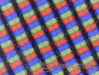 W przeciwieństwie do większości innych laptopów Gram, Gram Book 15 jest dostarczany z matowym panelem zamiast błyszczącego