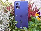 Recenzja smartfona Motorola Edge 30 Neo - kompaktowe piękno