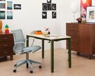 Biurko z regulacją wysokości Spout firmy Herman Miller wyposażone jest w cztery zmotoryzowane nogi. (Źródło zdjęcia: Herman Miller)