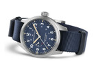 Model Hamilton Khaki Field Power Reserve 40 mm z niebieską tarczą