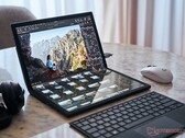 Apple podobno planuje MacBooka w stylu Asusa Zenbook 17 Fold. (Zdjęcie: Notebookcheck)