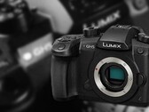 Panasonic Lumix GH5 jest tylko jednym z szerokiej gamy dostępnych potężnych aparatów Mikro Cztery Trzecie. (Źródło obrazu: Panasonic/Unsplash - edytowane)