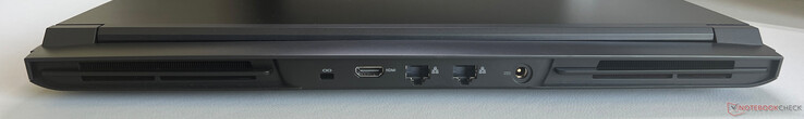 Tył: Kensington Lock, HDMI 2.1, 2x Ethernet (2,5 GBit/s), zasilanie