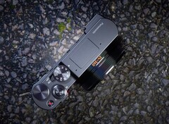 Widoczny na zdjęciu Lumix TZ200 najwyraźniej wkrótce doczeka się następcy.