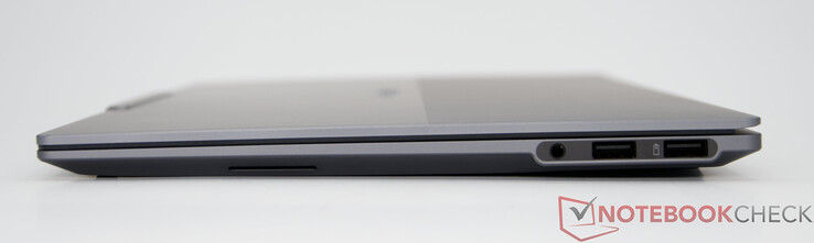 Po prawej stronie: 1x gniazdo kombinowane słuchawkowe/mikrofonowe (3,5 mm), 1x USB-A (USB 5 Gb/s), 1x USB-A (USB 5 Gb/s), Always On