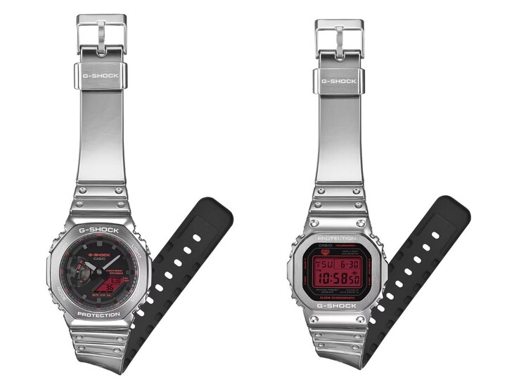 Zegarki Casio G-Shock GM-2100YRA-8A (po lewej) i GM-5600YRA-8 (po prawej)