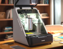Makera Z1 to kompaktowa stacjonarna maszyna CNC (źródło zdjęcia: Makera)