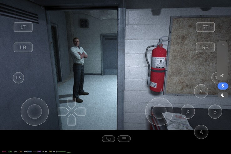 W nakładce w grze w lewym dolnym rogu widać, że Outlast może osiągnąć ponad 40 FPS. (Zrzut ekranu: Marc Zander, Notebookcheck)