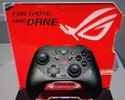 Bezprzewodowy kontroler Xbox ROG Raikiri II na targach Gamescom. (Źródło zdjęcia: Asus ROG)