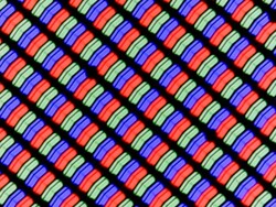Wyświetlacz LC wykorzystuje klasyczną matrycę subpikseli RGB składającą się z czerwonej, niebieskiej i zielonej diody elektroluminescencyjnej.