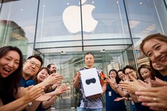 Vision Pro ma słaby start, ale Apple działa na inteligentnych okularach. (Źródło obrazu: Apple)