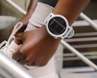 CMF Watch 3 Pro w kolorze jasnoszarym.