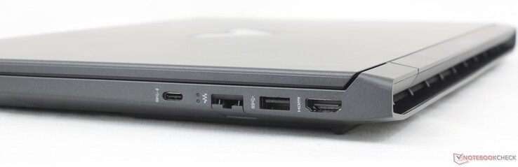 Po prawej stronie: USB-C (5 Gbps) z DisplayPort 1.4, Gigabit RJ-45, USB-A (5 Gbps), HDMI 2.1