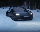 Nowe wideo pokazuje wariant kombi faceliftingowanego Porsche Taycan z 2024 roku (Image: CarSpyMedia)