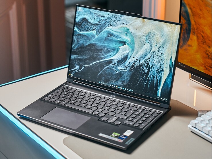 Lenovo Legion Slim 7 16 Lenovo Legion Slim 7 16