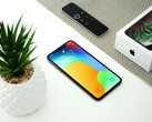 BOE jest jednym z kluczowych dostawców wyświetlaczy do iPhone'ów. (Źródło zdjęcia: Unsplash, edytowane)