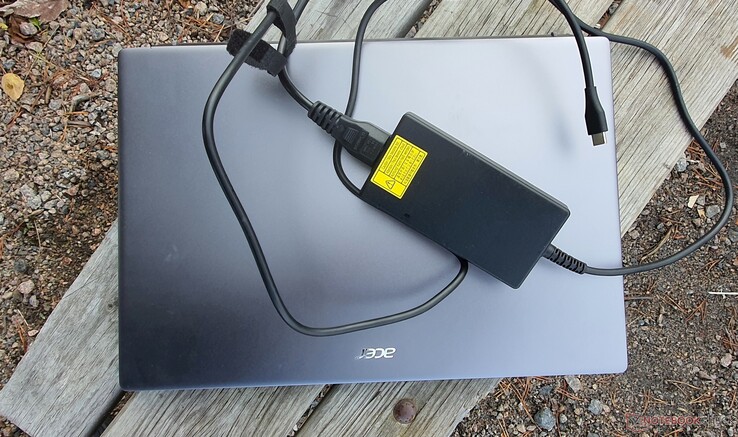 Ładowarka USB-C od Delta Electronics dostarcza 100 watów