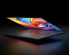 Firma Asus wyposażyła urządzenie w haptyczny trackpad oraz klawiaturę o skoku klawiszy wynoszącym 1,7 mm.