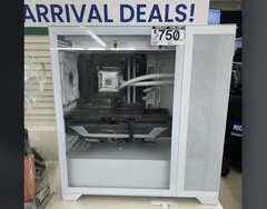 Pewnemu internaucie udało się zdobyć potężny komputer do gier z procesorem Core i9-14900KF, 64 GB pamięci DDR5 i kartą graficzną RTX 4070 Ti Super z 80% zniżką. (Źródło zdjęcia: uneektnt via Reddit)