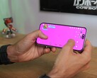 Problem z fioletowym ekranem w modelu Pixel 11 Pro