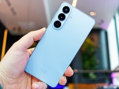 Samsung Galaxy S26 jest również dostępny w wersji z 128 GB pamięci masowej dla klientów korporacyjnych.