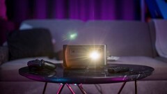 Philips Screeneo GamePix 900 (na zdjęciu) jest już dostępny w Stanach Zjednoczonych. (Źródło zdjęcia: Philips)