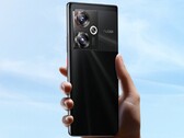 Nubia Z50S pojawiła się w Chinach w cenie około 300 USD z chipsetem Snapdragon 8 Gen 2. (Źródło zdjęcia: ZTE)