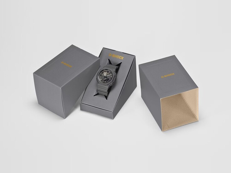 Pakiet G-Shock GMA-P2126W-8A 