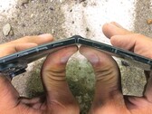 Samsung Galaxy Z Fold8 Ultra przechodzi bezpośrednio z testu wytrzymałościowego do demontażu z powodu kosztownego uszkodzenia wyświetlacza.